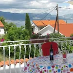 Mihovilovic Apartman Slatine