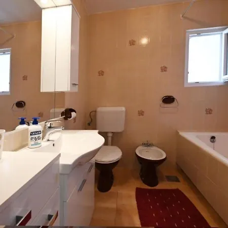 Mihovilovic Apartman